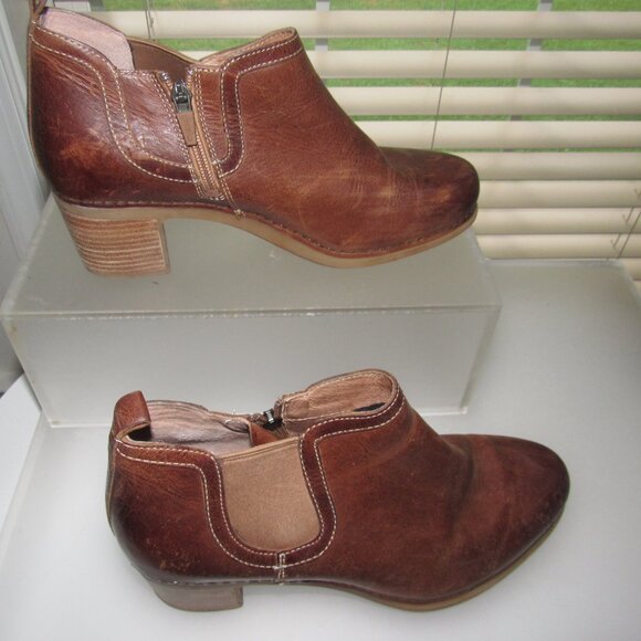 Dansko Harlene Brown Burnished-Leather Chelsea Booties • EU 40 / US 9.5-10 - Picture 6 of 9